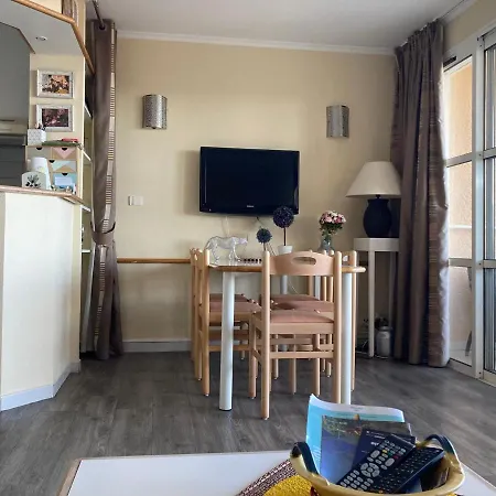 Apartamento Cap Esterel: 3 Pieces Avec Vue Et Parking Inclus - Fr-1-504-591