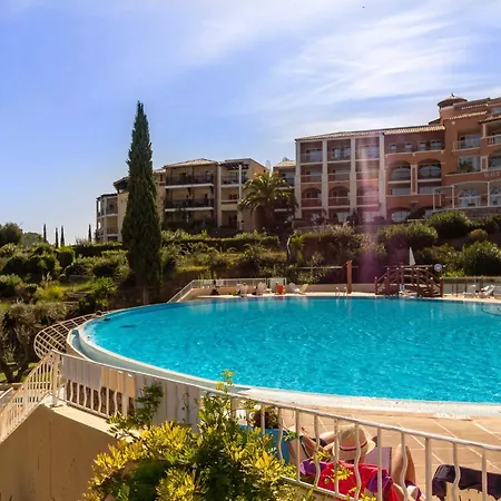 3 Pieces Avec Piscine Et Parking A Saint-raphael - Fr-1-504-591 Daire *